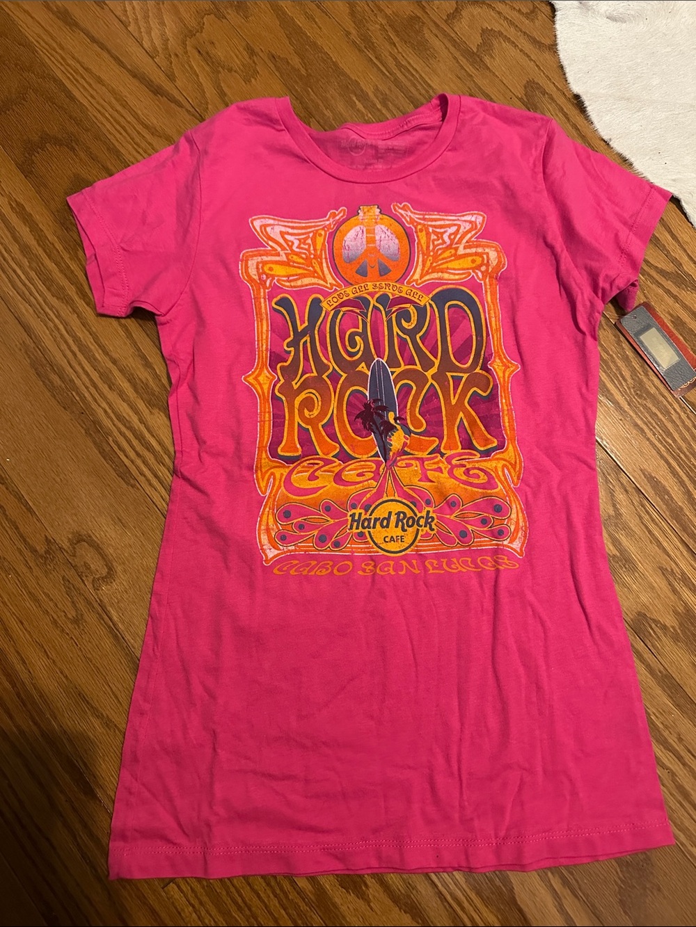 Hard Rock Cafe ladies Hot Pink Graphic Tee - Cabo San Lucas Design